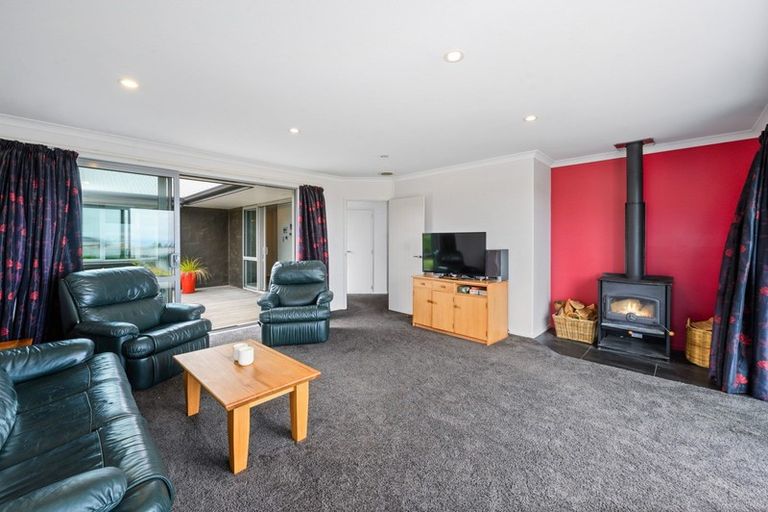 Photo of property in 4 Kestrel Lane, Kinloch, Taupo, 3377