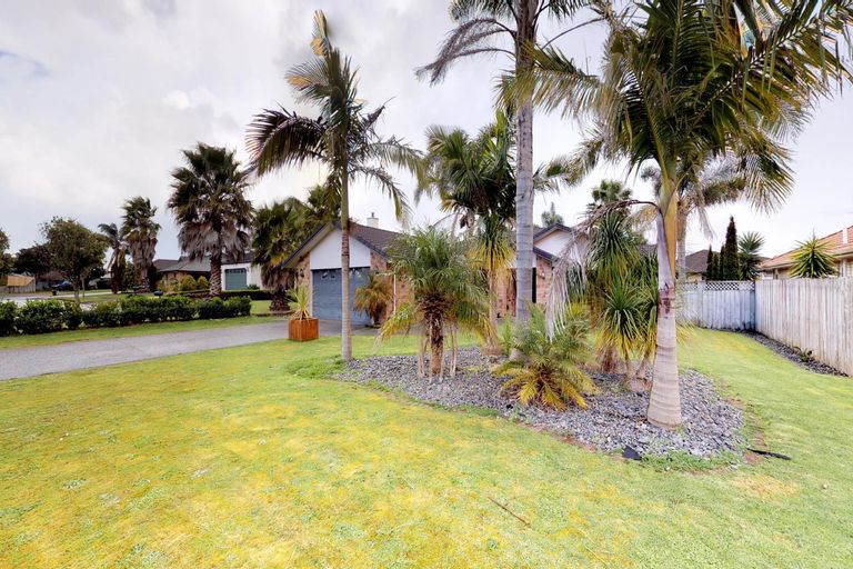 Photo of property in 7 Crannich Place, Wattle Downs, Auckland, 2103