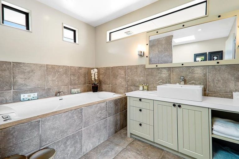 Photo of property in 88 Freeburn Road, Pyes Pa, Tauranga, 3112