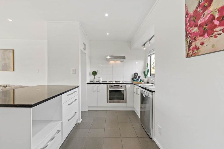 Photo of property in 3/41 Vine Street, Mangere East, Auckland, 2024