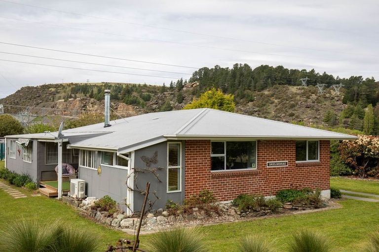 Photo of property in 39 Tamblyn Drive, Lake Roxburgh Village, Roxburgh, 9571
