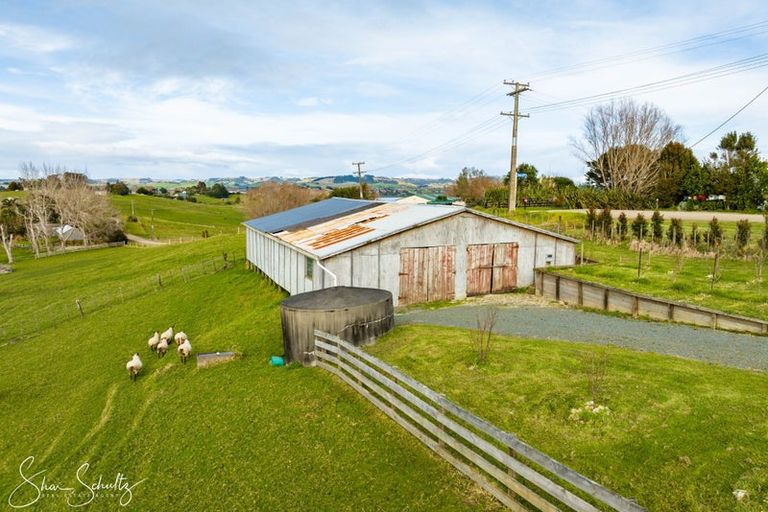 Photo of property in 147 Petley Road, Paparoa, 0571
