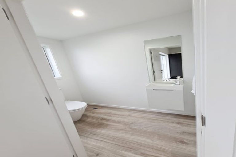 Photo of property in 10 Tai Lane, Whitby, Porirua, 5024