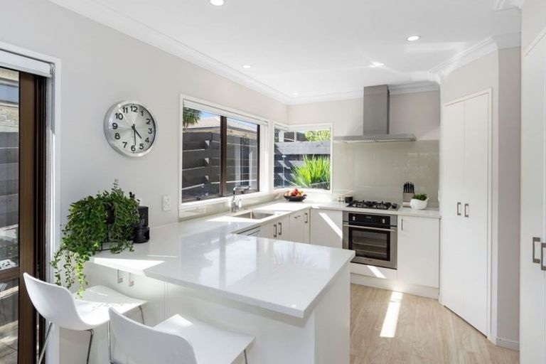 Photo of property in 2/219 Valley Road, Mount Maunganui, 3116