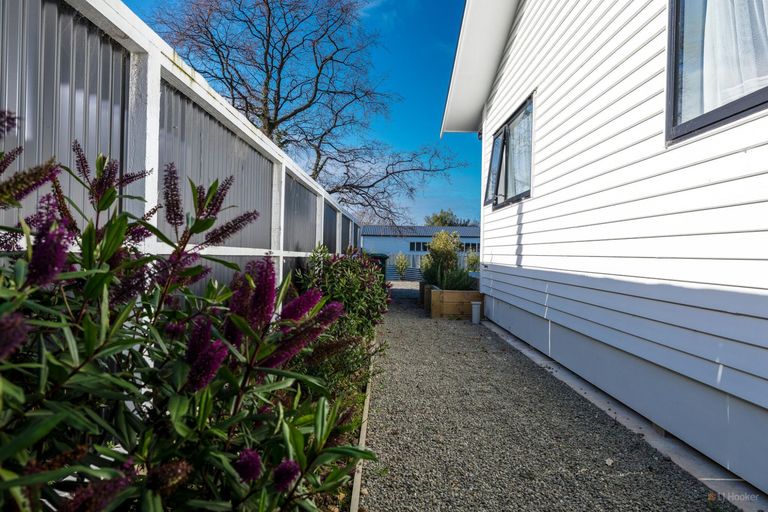 Photo of property in 11 Exeter Street, Waimate, 7924