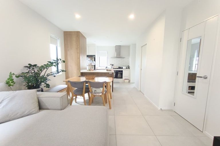 Photo of property in 11 Nuku Place, Manurewa, Auckland, 2102