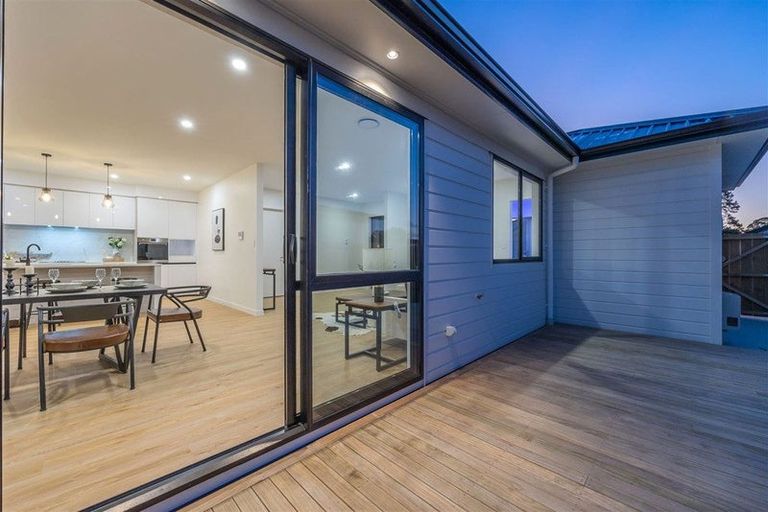 Photo of property in 9 Cutfield Lane, Kumeu, 0810