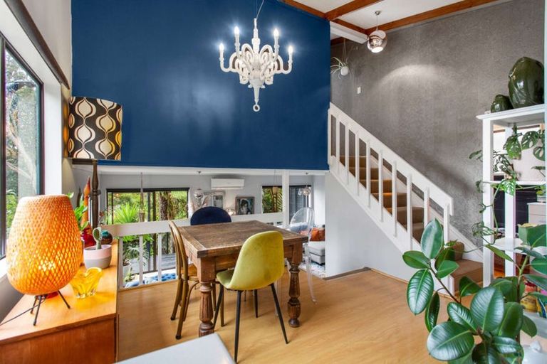 Photo of property in 1/33 Eskdale Road, Birkdale, Auckland, 0626