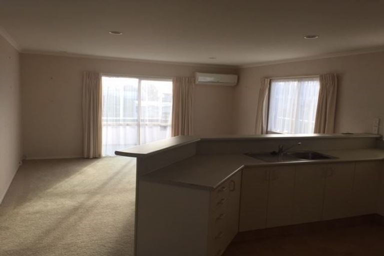 Photo of property in 6/28 Third Avenue, Tauranga, 3110