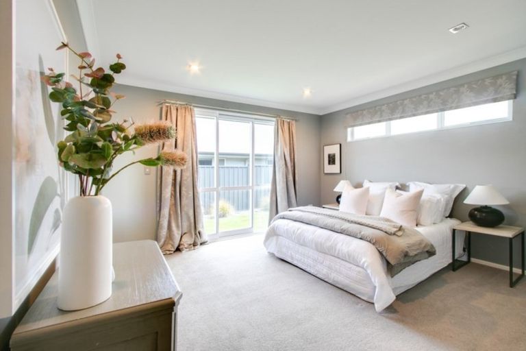 Photo of property in 13 Whakatomo Place, Havelock North, 4130