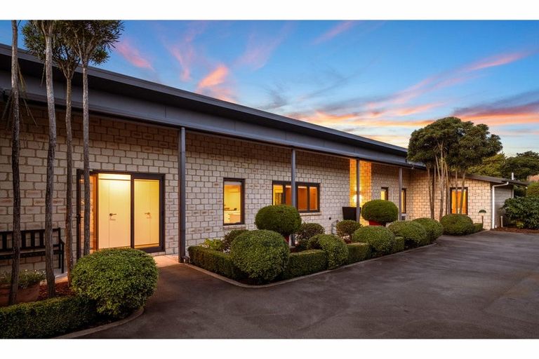 Photo of property in 12 Dry Hills Rise, Riverlands, Blenheim, 7274