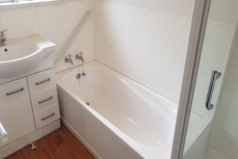 Photo of property in 19 Driver Road, Mangere East, Auckland, 2024