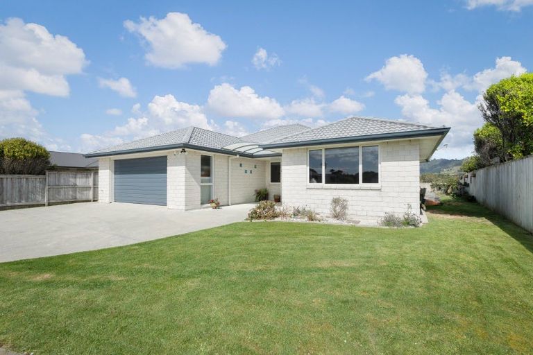 Photo of property in 15 Reel Road, Athenree, Waihi Beach, 3611