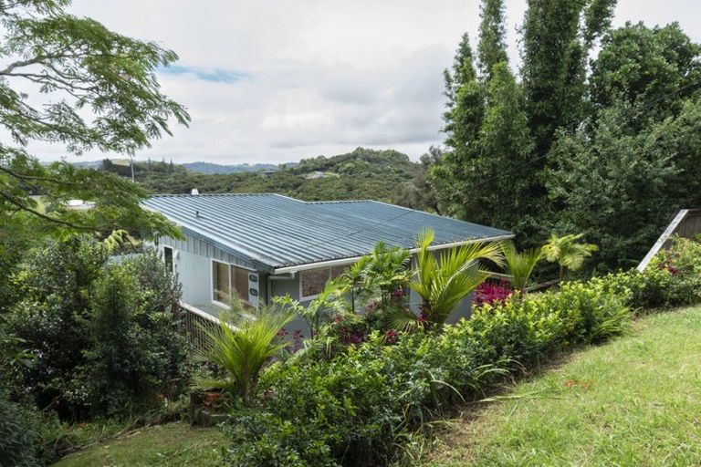 Photo of property in 43 Doves Bay Road, Kerikeri, 0294