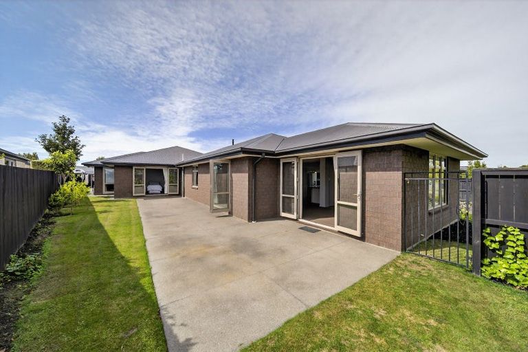 Photo of property in 7 Carradale Avenue, Broomfield, Christchurch, 8042