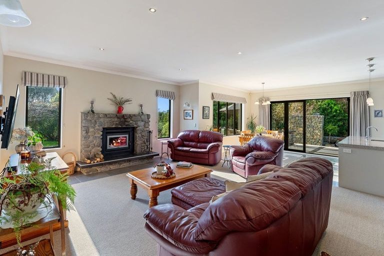 Photo of property in 56 Mickell Road, Hautere, Otaki, 5582