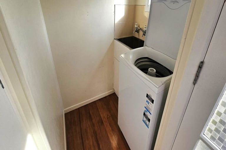 Photo of property in 15a Hall Road, Matua, Tauranga, 3110