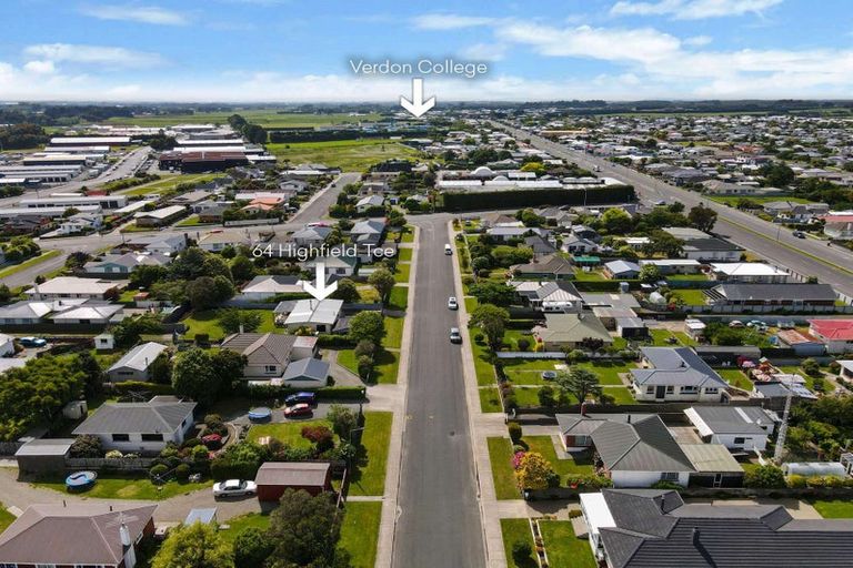 Photo of property in 64 Highfield Terrace, Newfield, Invercargill, 9812