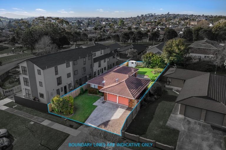 Photo of property in 31 Cromdale Avenue, Highland Park, Auckland, 2010