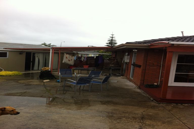 Photo of property in 12 Ashmore Place, Favona, Auckland, 2024