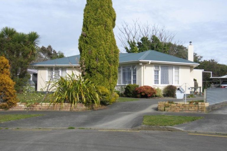Photo of property in 6 Strathmore Place, Awapuni, Palmerston North, 4412