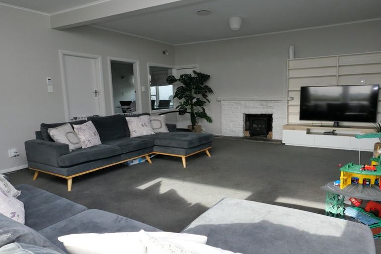 Photo of property in 58 Wharemauku Road, Raumati Beach, Paraparaumu, 5032