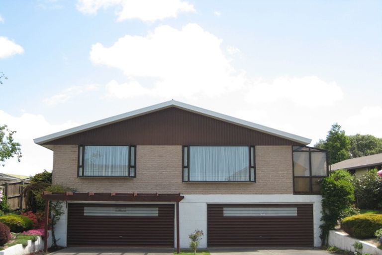 Photo of property in 27a Salford Avenue, Redwood, Christchurch, 8051
