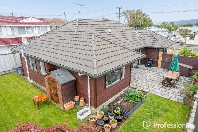 Photo of property in 23 Leighton Avenue, Waiwhetu, Lower Hutt, 5010