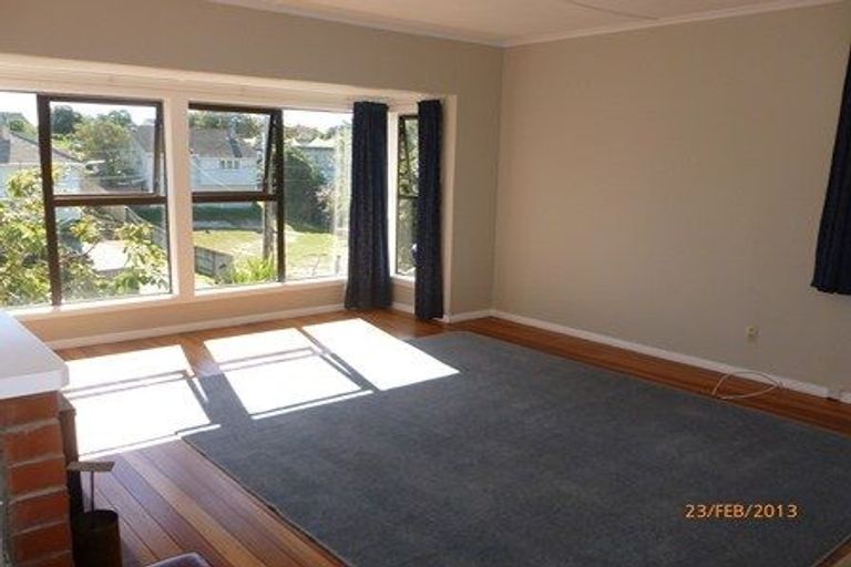 Photo of property in 44 Dimock Street, Titahi Bay, Porirua, 5022