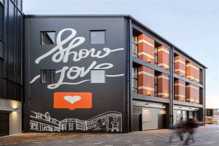 Photo of property in 177a High Street, Oxford, 7430