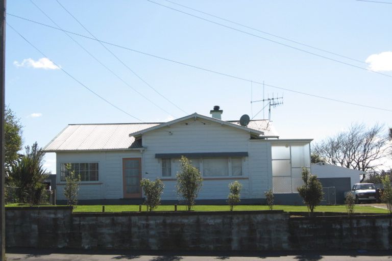 Photo of property in 10 Toia Street, Marton, 4710