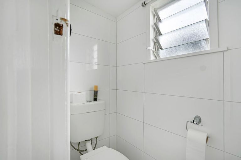 Photo of property in 125 Rehutai Road, Baylys Beach, Dargaville, 0377