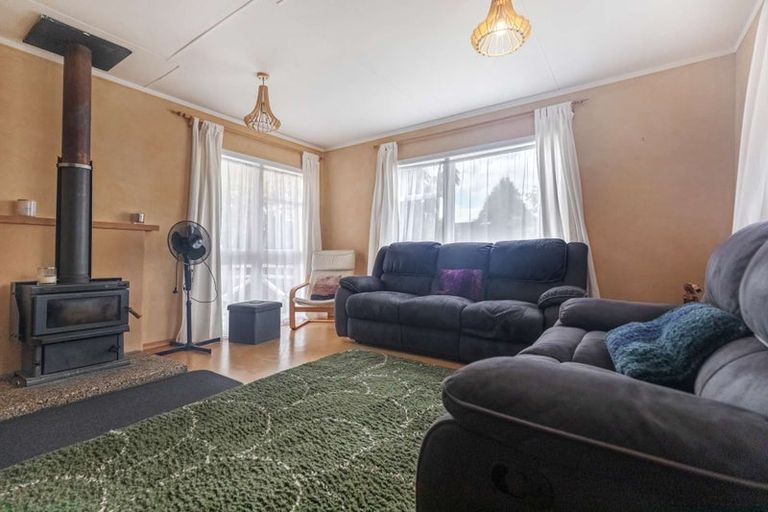 Photo of property in 12 Falkner Park, Taumarunui, 3920