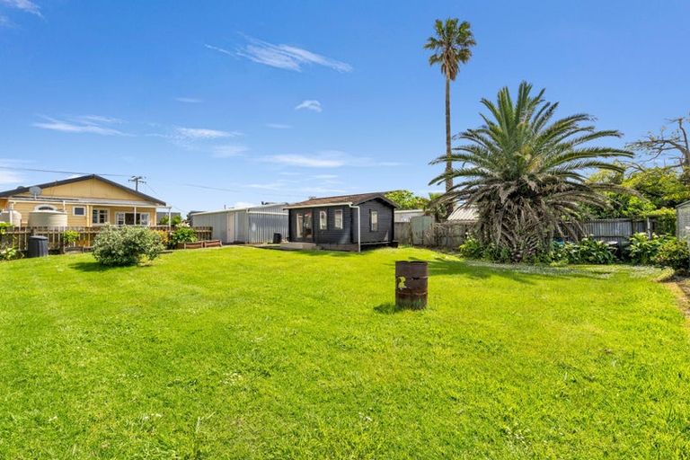 Photo of property in 5 Ruawai Wharf Road, Ruawai, 0530