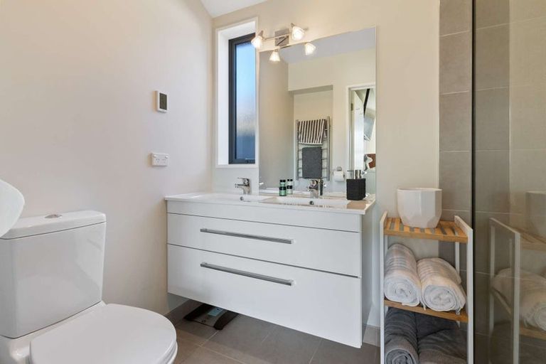 Photo of property in 7 Seaward Street, Pegasus, 7612