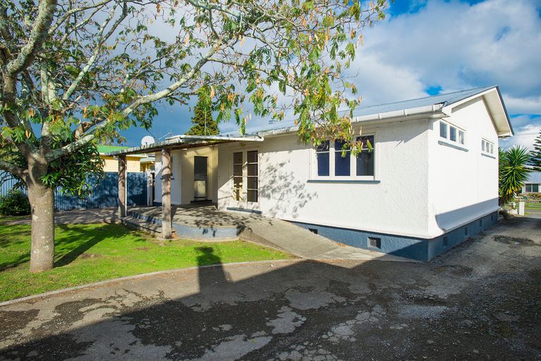 Photo of property in 11 Walsh Street, Mangapapa, Gisborne, 4010