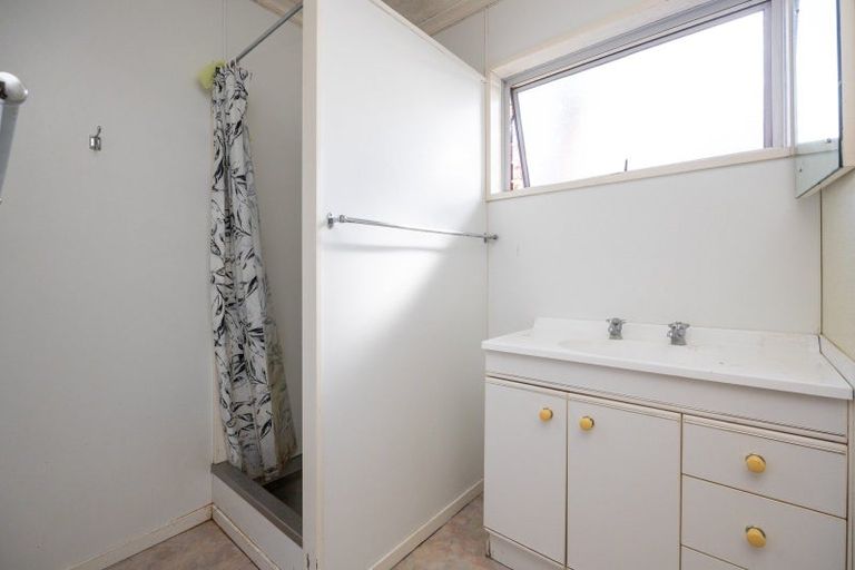 Photo of property in 4a Jones Place, Highbury, Palmerston North, 4412