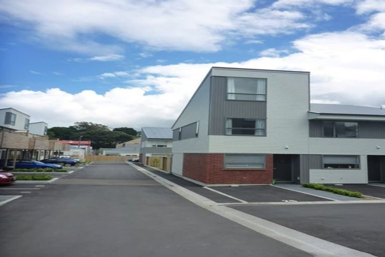 Photo of property in 25/31 Princess Terrace, Newtown, Wellington, 6021