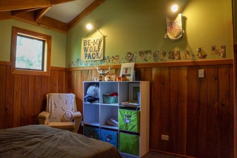 Photo of property in 42 Main Road, Luggate, Cromwell, 9383