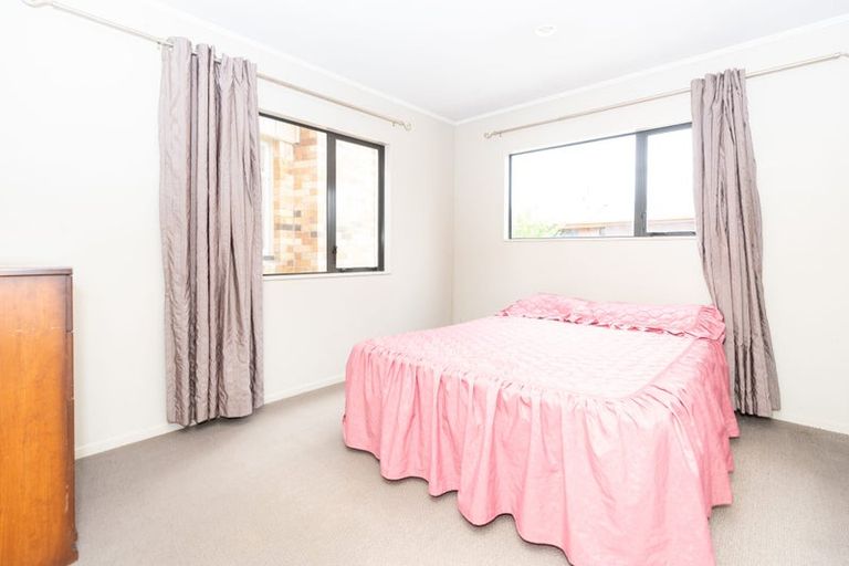 Photo of property in 35 Pulham Crescent, Queenwood, Hamilton, 3210