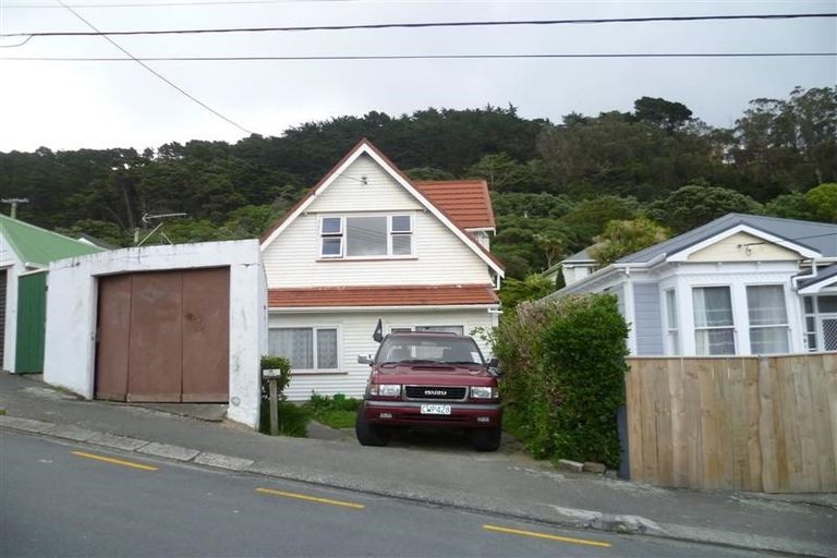Photo of property in 28 Duncan Terrace, Kilbirnie, Wellington, 6022