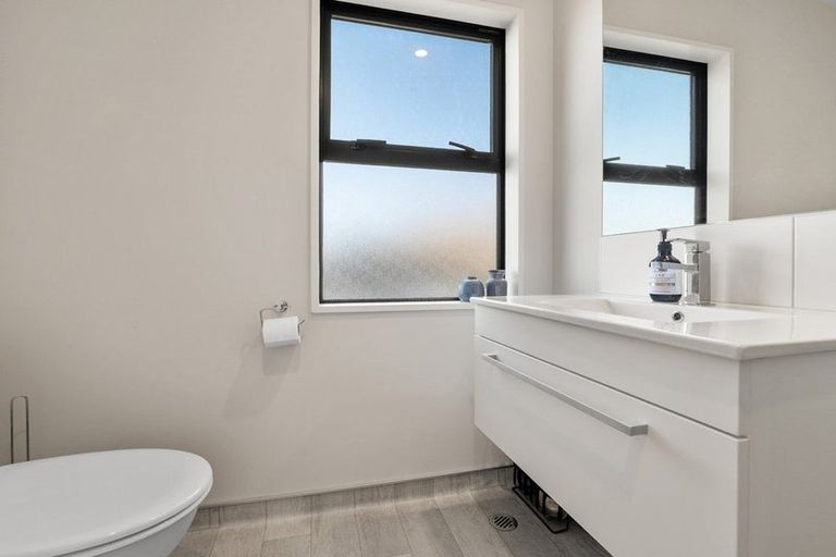 Photo of property in 18 Grove Road, Addington, Christchurch, 8024