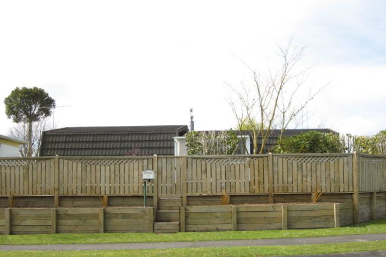 Photo of property in 27 Towai Street, Inglewood, 4330