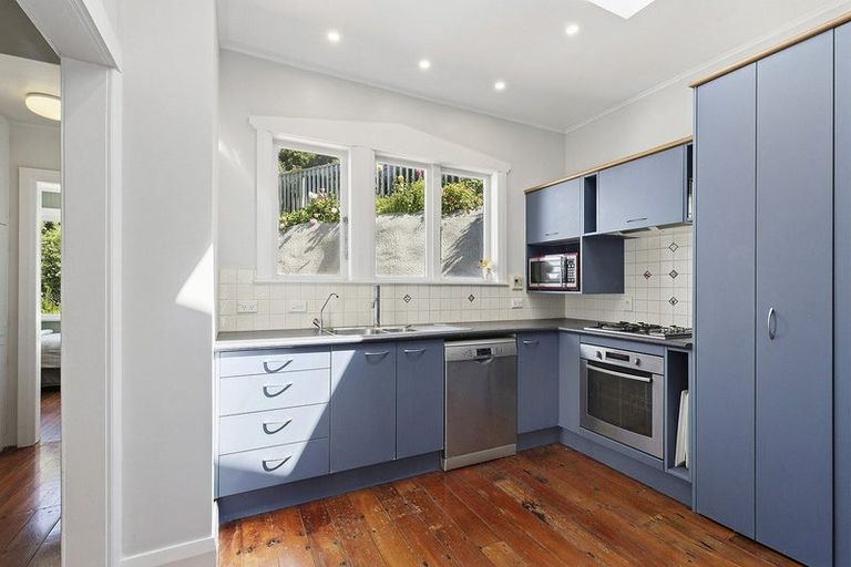 Photo of property in 28 Belvedere Road, Hataitai, Wellington, 6021