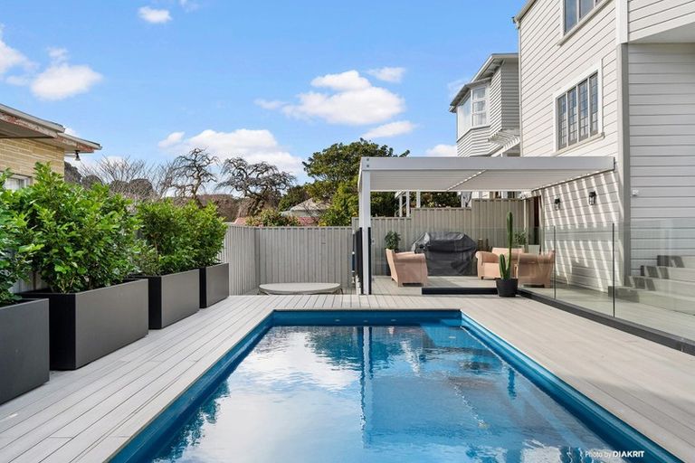 Photo of property in 110 Waipapa Road, Hataitai, Wellington, 6021