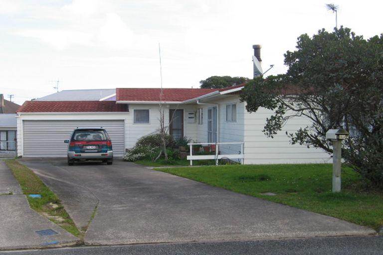Photo of property in 15 Mckay Crescent, Dargaville, 0310
