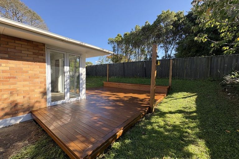 Photo of property in 2/18 Nikau Street, New Lynn, Auckland, 0600