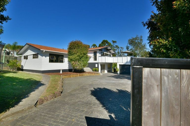 Photo of property in 42 Brian Crescent, Stanmore Bay, Whangaparaoa, 0932