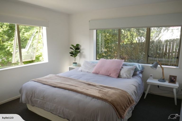 Photo of property in The Haven, 41/120 Beach Haven Road, Beach Haven, Auckland, 0626
