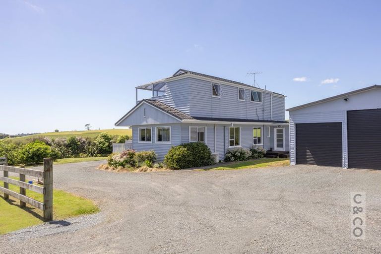 Photo of property in 83 Mount Albion Rise, Taupaki, Henderson, 0782